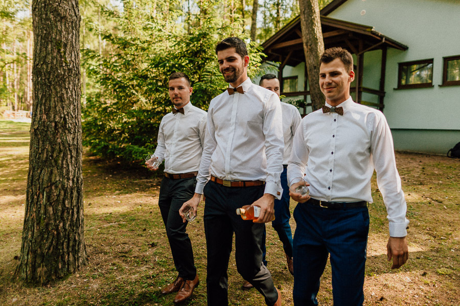 Jakub Chmielewski Fotografia Ślubna - Kasia i Maciek - Ślub nad Jeziorem na Warmii i Mazurach - Przystanek Zatoka-39